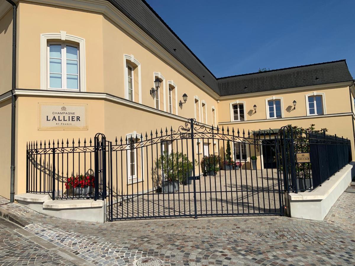 Champagne & Grand Cru Apartment Ay-Champagne Exterior photo